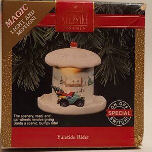 VINTAGE HALLMARK Light and Motion Yuletide Rider Ornament 1992